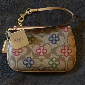 BNWT Coach Wristlet